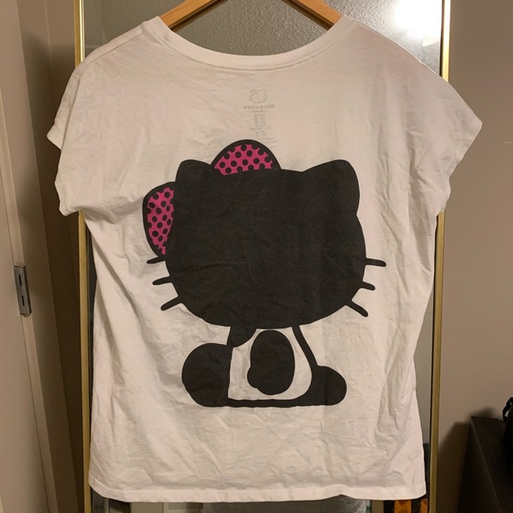 Hello kitty shirt - Picture 2 of 2
